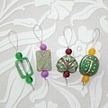 Green Assorted Needle Threader