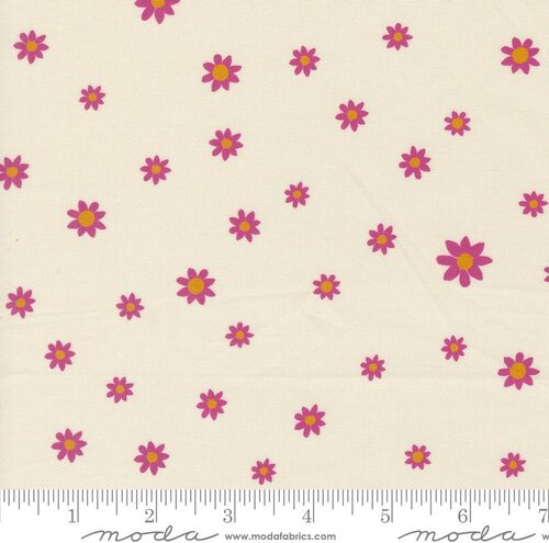 Maeve Daisy Dot Pearl - Quilt Fabric