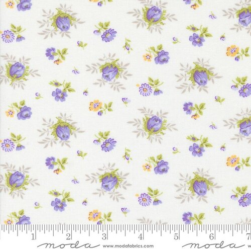 Georgia Medium Floral - Off White - Quilt Fabric