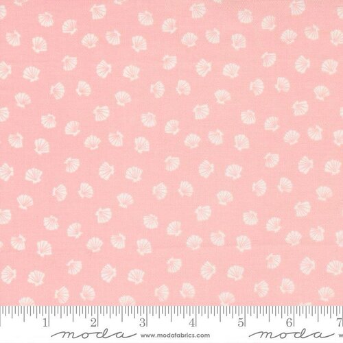 The Sea And Me Shell - Lucky Shell Seashell - Quilt Fabric