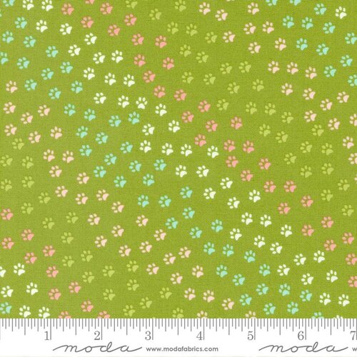 Here Kitty Kitty Leaf - Quilt Fabric