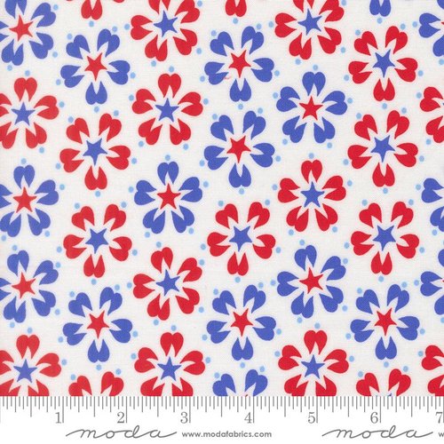 On The Porch Bloom Cloud - Quilt Fabric