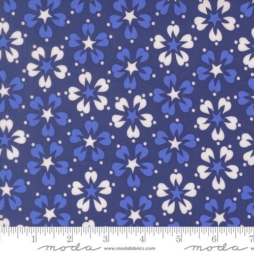 On The Porch Bloom Navy - Quilt Fabric