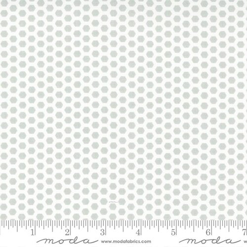 Berry Basket Stone - Honeycomb Blenders - Quilt Fabric