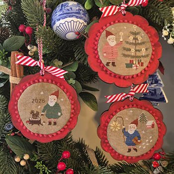 Gnome Place Like Home For The Holidays - Christmas Pattern