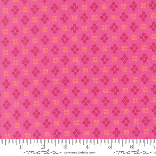 Makers Delight Geometric Peony - Quilt Fabric