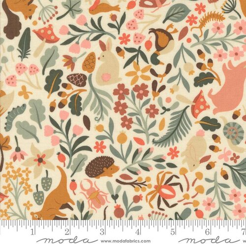 Acorn Hollow Animals - Ecru - Quilt Fabric