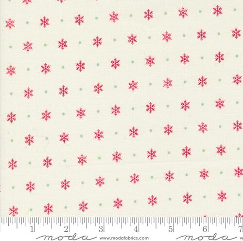 Kitty Christmas Snow - Snow - Quilt Fabric