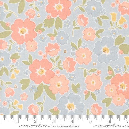 Handmade Sweetness QC Floral Sky - Quilt Fabric