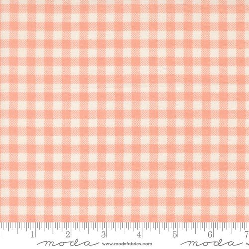 Handmade Sweetness QC Gingham Peach - Quilt Fabric