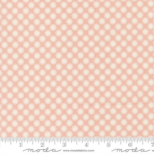 Dear Daisy Doilies Petal - Quilt Fabric