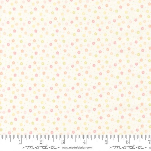 Dear Daisy Dots Cloud - Quilt Fabric