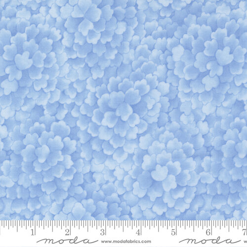 Summer Breeze Sky - Petals - Quilt Fabric