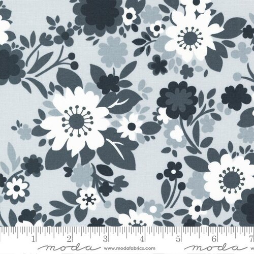 Concrete Jungle Cement - Quilt Fabric
