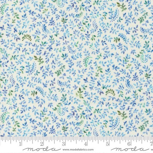 Summer Breeze 2027 Vines Ivory - Quilt Fabric