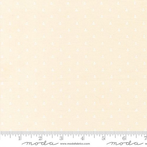 Ophelia Tranquil Whisper White - Quilt Fabric