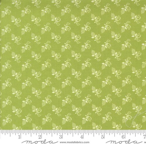 Buon Natale Buds - Cedar - Quilt Fabric