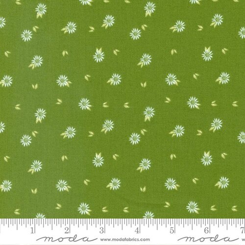 Favorite Things Evergreen - Chamomile Ditsy - Quilt Fabric