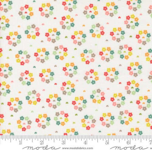 Raspberry Summer - Cloud - Quilt Fabric