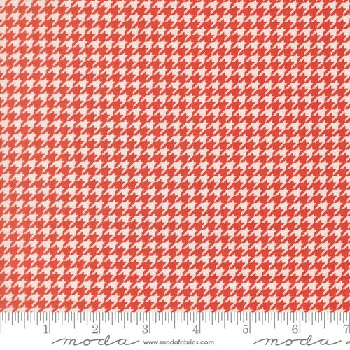 Midsummer Houndstooth Ruby - Quilt Fabric