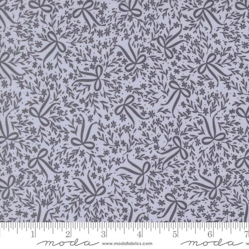 Wildbriar Bows Sky - Quilt Fabric