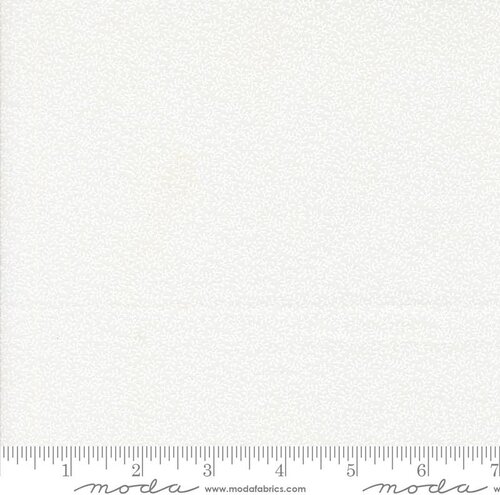 Muse Leaf Porcelain White - Quilt Fabric
