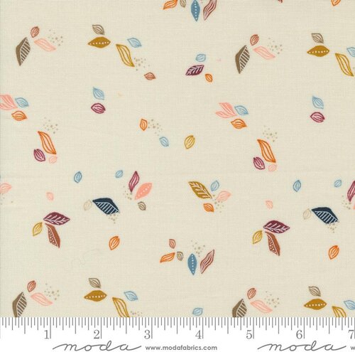 Folk Lore Leaf - Eggshell - Quilt Fabric