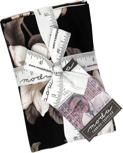 Collections Magnolia - Fat Eighth Bundle