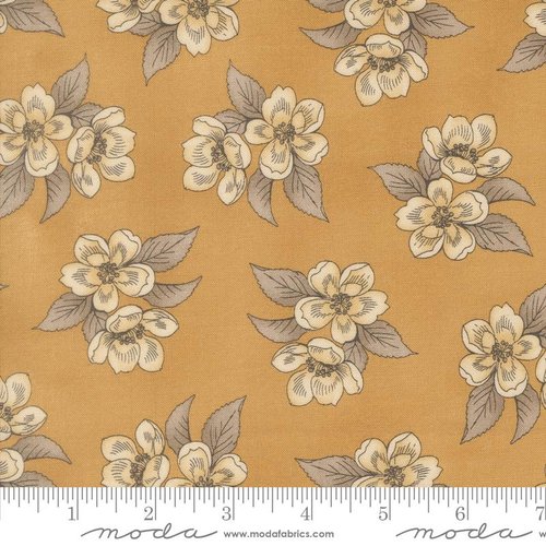 Collections Magnolia Flower Golden - Quilt Fabric