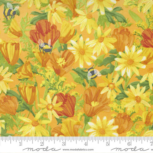 Wild Blossoms Honeycomb - Daisies And Poppies Bees - Fabric