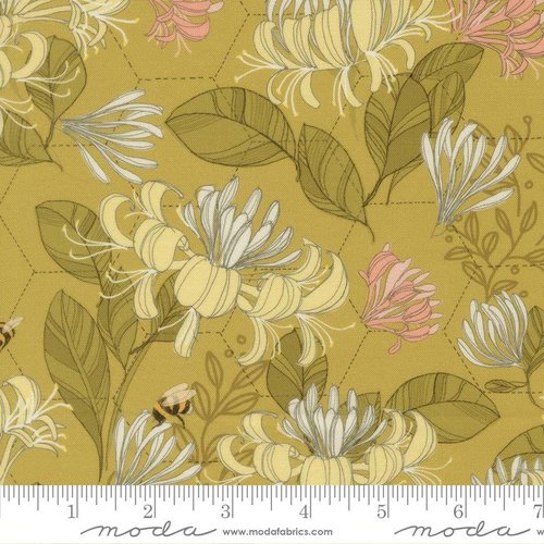 Pollinators Honeysuckle Golden - Quilt Fabric