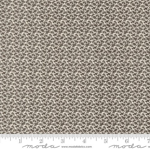 Wildflower Gatherings Blooms Mushroom - Quilt Fabric