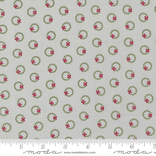 Christmas Eve Silver - Wreath Dot Blenders - Quilt Fabric