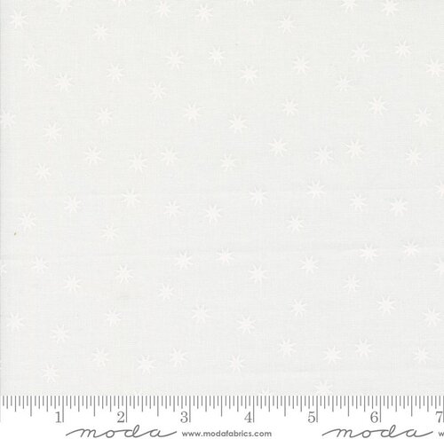 Hey Boo Ghost White - Quilt Fabric