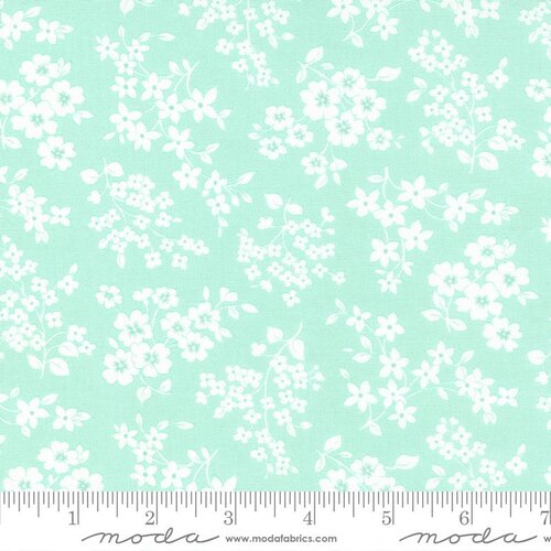 Lighthearted Gather Aqua - Florals - Quilt Fabric