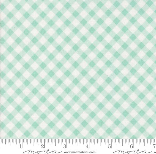 Summertime Gingham Ice - Quilt Fabric