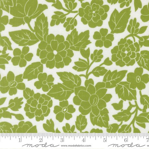 Bloomsberry Imprint White Leaf - Quilt Fabric
