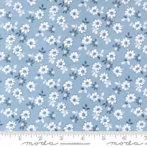 Stars And Stripes Blooms Light Blue - Quilt Fabric