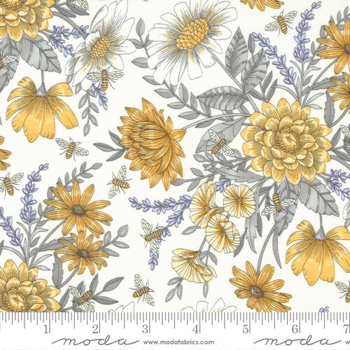 Floral All Over Florals Bees - Milk - Quilt Fabric