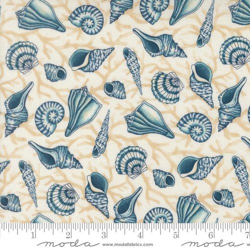 Seaside Shells Seafoam White - Quilt Fabric