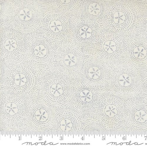 Seaside Sand Dollar Seafoam White - Quilt Fabric