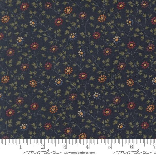 Honeysuckle Farm Blossom Bluebell - Quilt Fabric