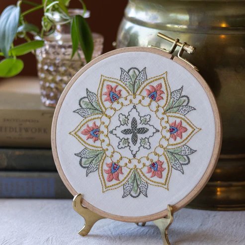 Thessaly Floral - Embroidery Hoop Kit