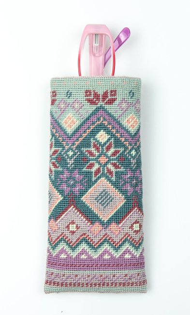Fair Isle Glasses Case - Needlepoint / Tapestry Kits