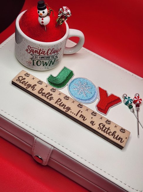 Sleigh Bells Ring - Christmas Line Keeper