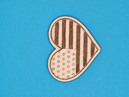 Patriotic Heart - Magnetic Needle Minder