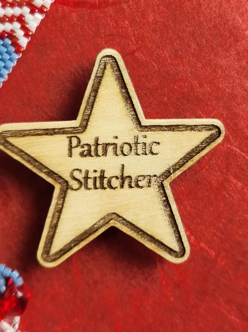 Patriotic Stitcher - Magnetic Needle Minder