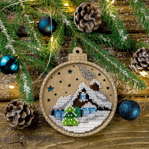 Mountain Cabin - Christmas Ornament Wooden Bead Kit