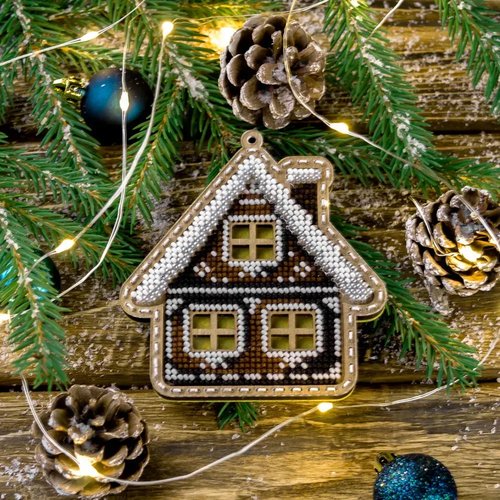 White Window House - Christmas Ornament Wooden Bead Kit