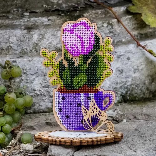 Tulip In A Cup - Ornament Wooden Bead Kit